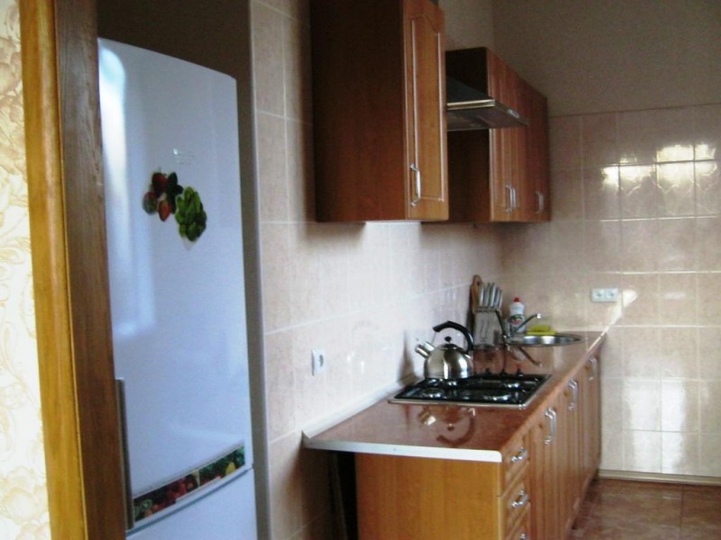 Продам 2-к повнометражну квартиру, Дніпровський район